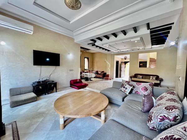 Villa for sale in Fès Road