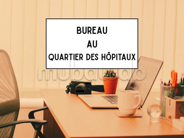 Büro mit Parkplatz und Box auf Abdelmoumen