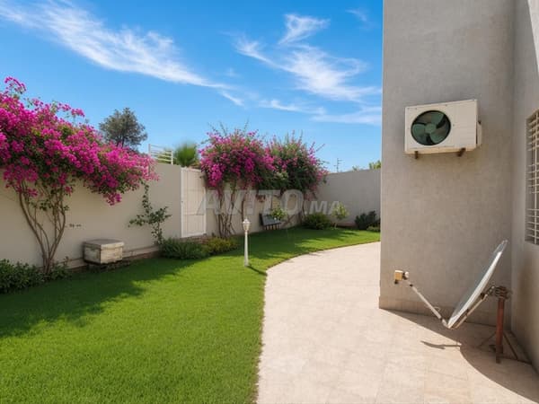 Villa de 404 m² à vendre – vue sur la forêt