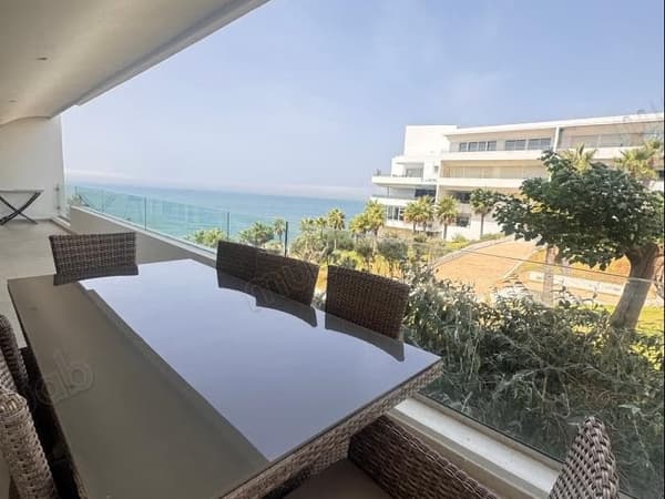 Appartment meublé à loué vue sur mer menar