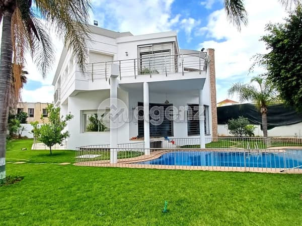 Villa zu verkaufen 1.003 m², 8 Schlafzimmer Route Immouzer Fès