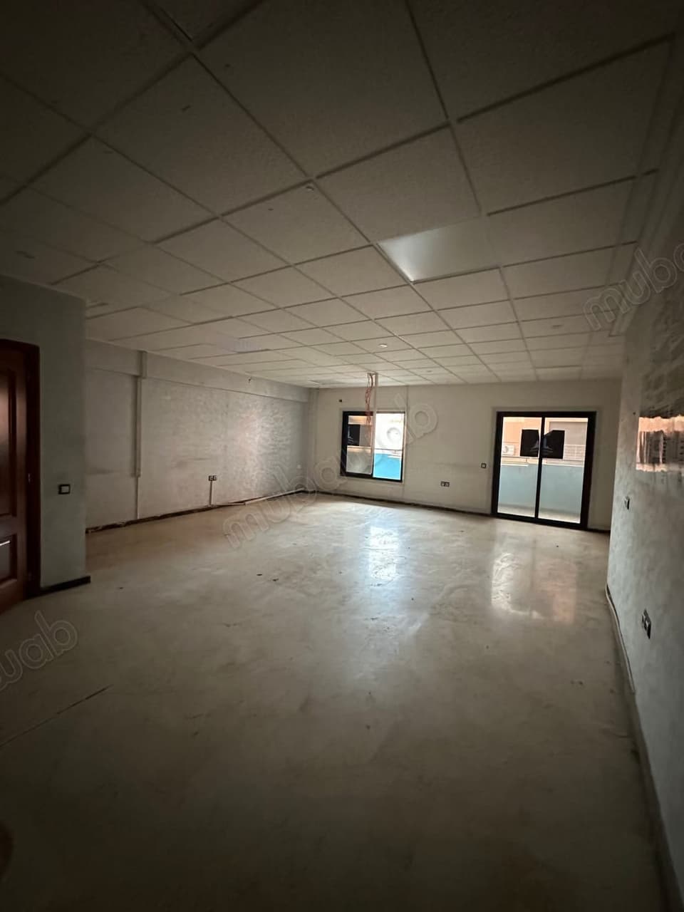 Beautiful Offices for Rent in Guéliz. Total Area 52 m². Elevator and Terrace