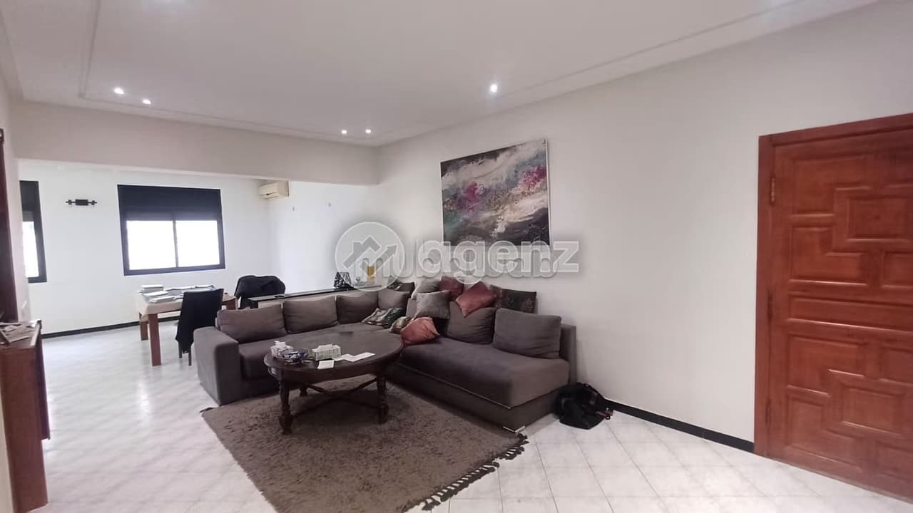 Appartement à vendre 269 m², 2 chambres Hay Moulay El Kamel Fès