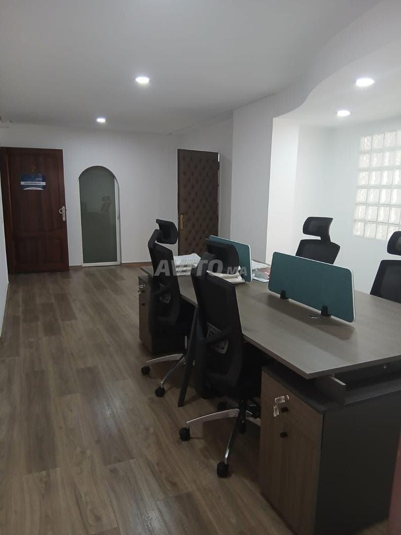 Office floor 90 m² on Bd Ali Abderrazk