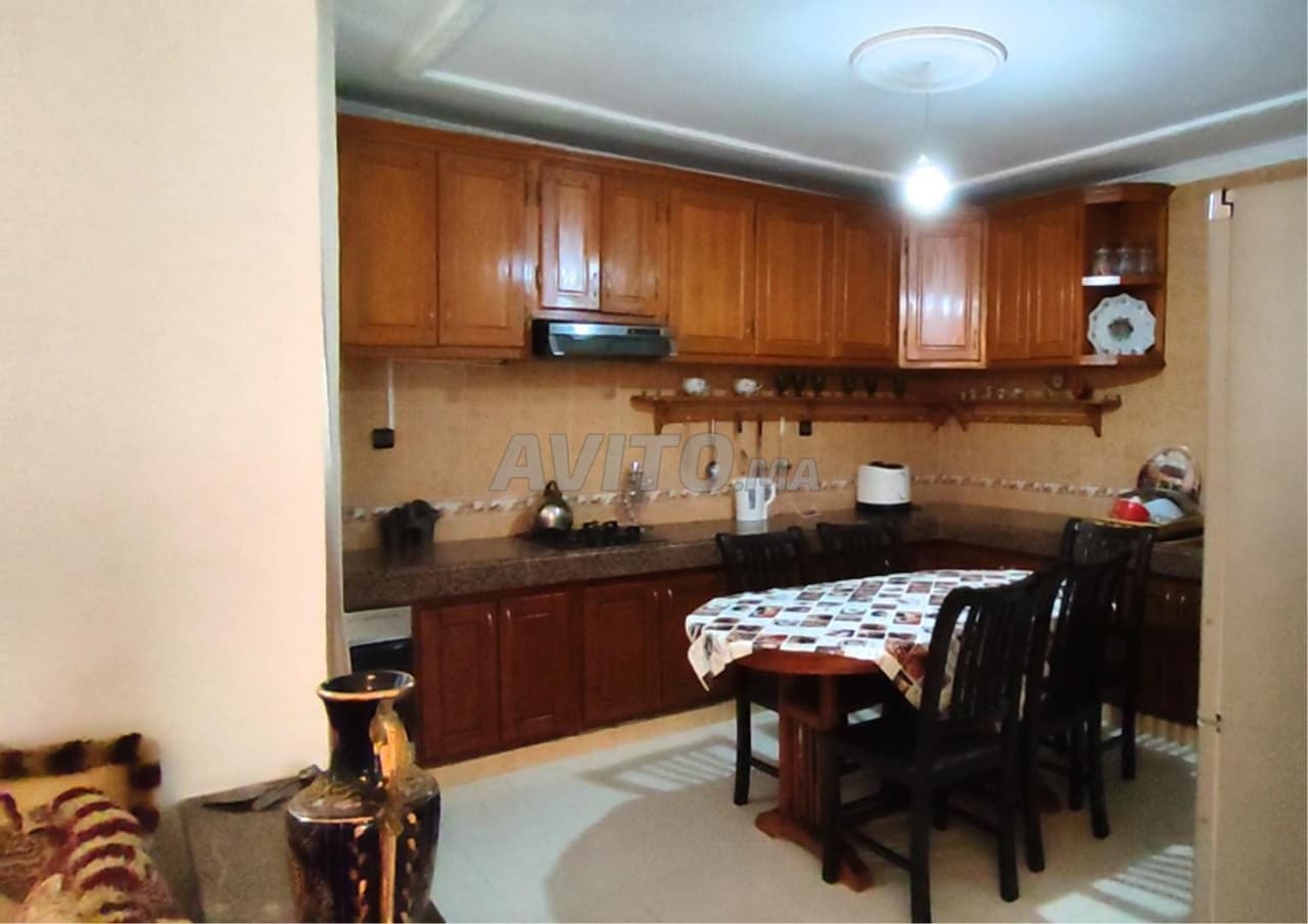 House 88m² Commercial 2 floors Deroua