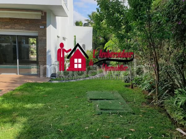 Villa Moderne de 518 m2 à Résidence ANAFE AIN DIAB