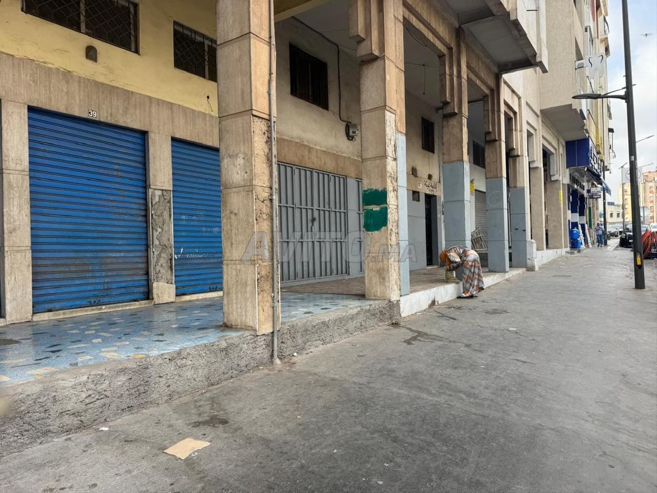 Magasin de 328 bien placé à hay moulay rachid