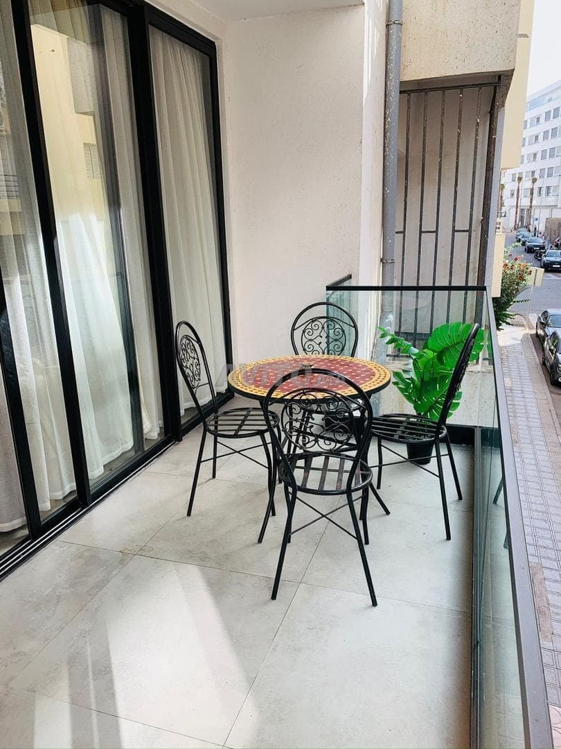À LOUER STUDIO MEUBLÉ TERRASSE GAUTHIER