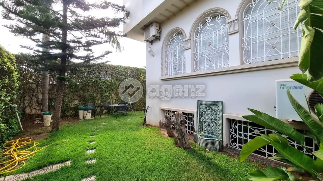 Villa en venta 407 m², 4 habitaciones Sidi Maarouf Casablanca