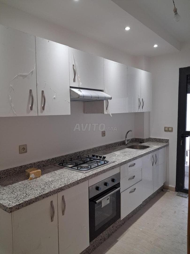 Appartement à louer 95m² à Victoria Bouskoura