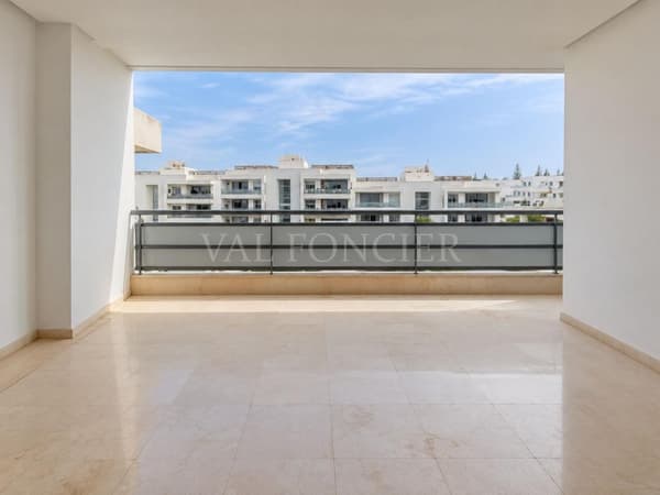 Rental Apartment 220m2 3 bedrooms with large terrace, sea view, Ain Diab, Casablanca