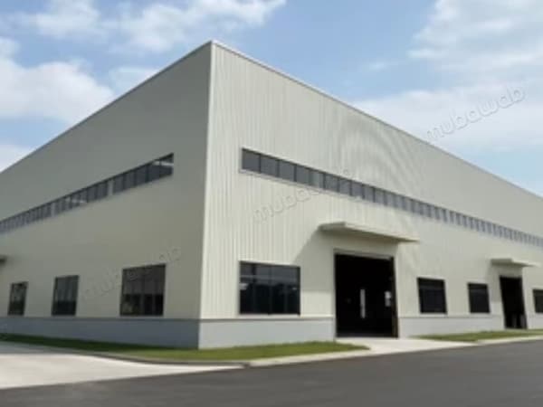 Vente de terrain à Zone industrielle. Superficie 5000 m²