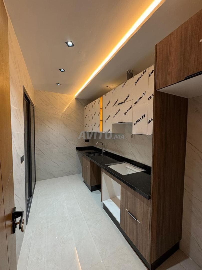 Appartement 61 m² avec balcon, aide de l'État, à 5 minutes de la gare