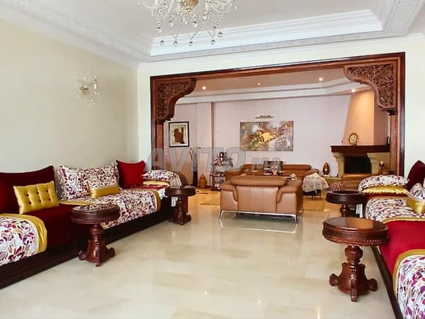Excellent appartement à vendre quartier Riyad rue Nakhil