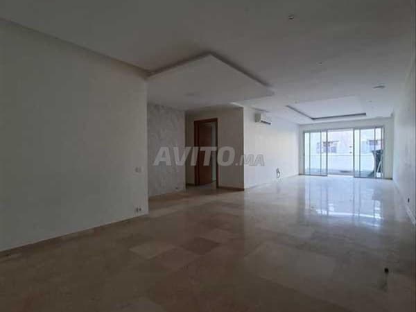 5000607-شقة للكراء بمبلغ 11000 درهم في بوسجور
