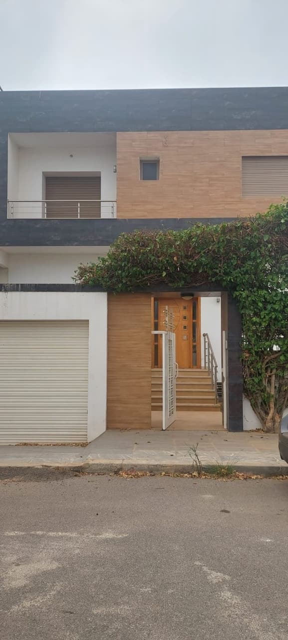 Villa 200 m² à vendre à Harhoura Harhoura Extension