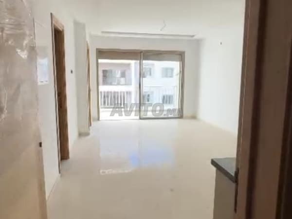 Studio neuf jamais habité H.St. 50 m2 Résid. le 25