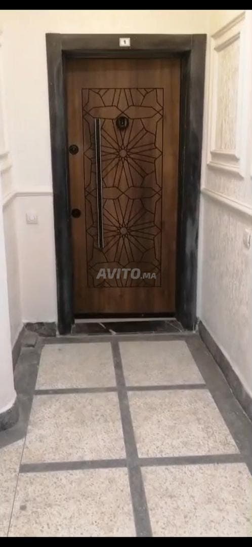 شقة للكراء فارغة في الدار البيضاء