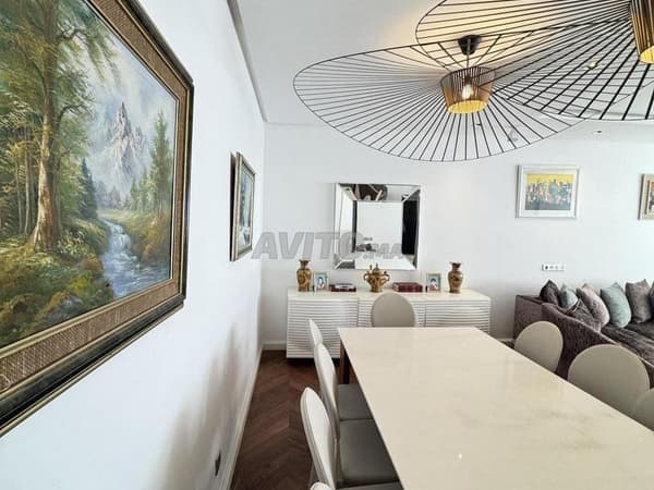 Appartement à vendre 138 m² à Rabat