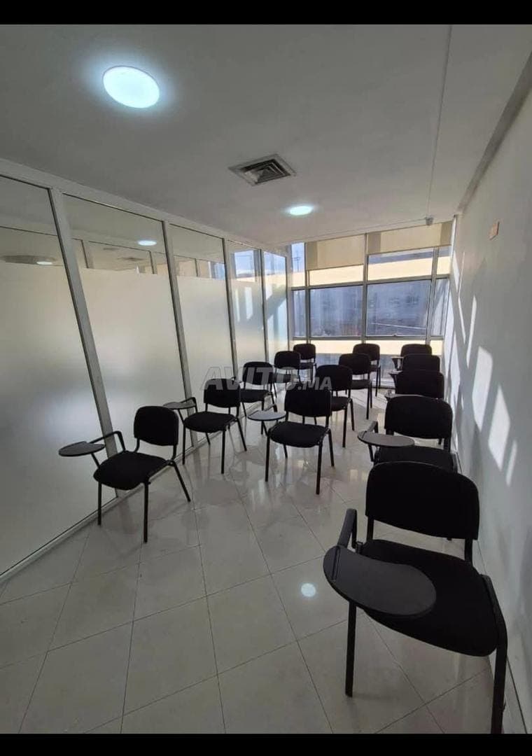 Plateau de bureau à louer