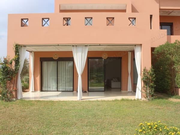 Villa neuve a Louer Vide ou Meublé