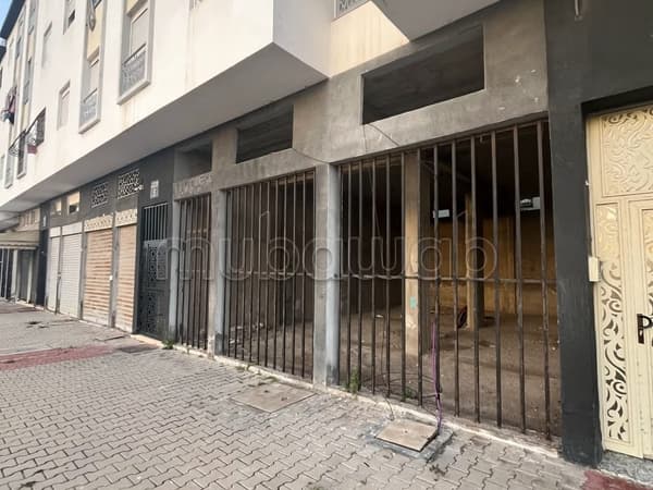 Espace Commercial Avenue Khalil Jabrane
