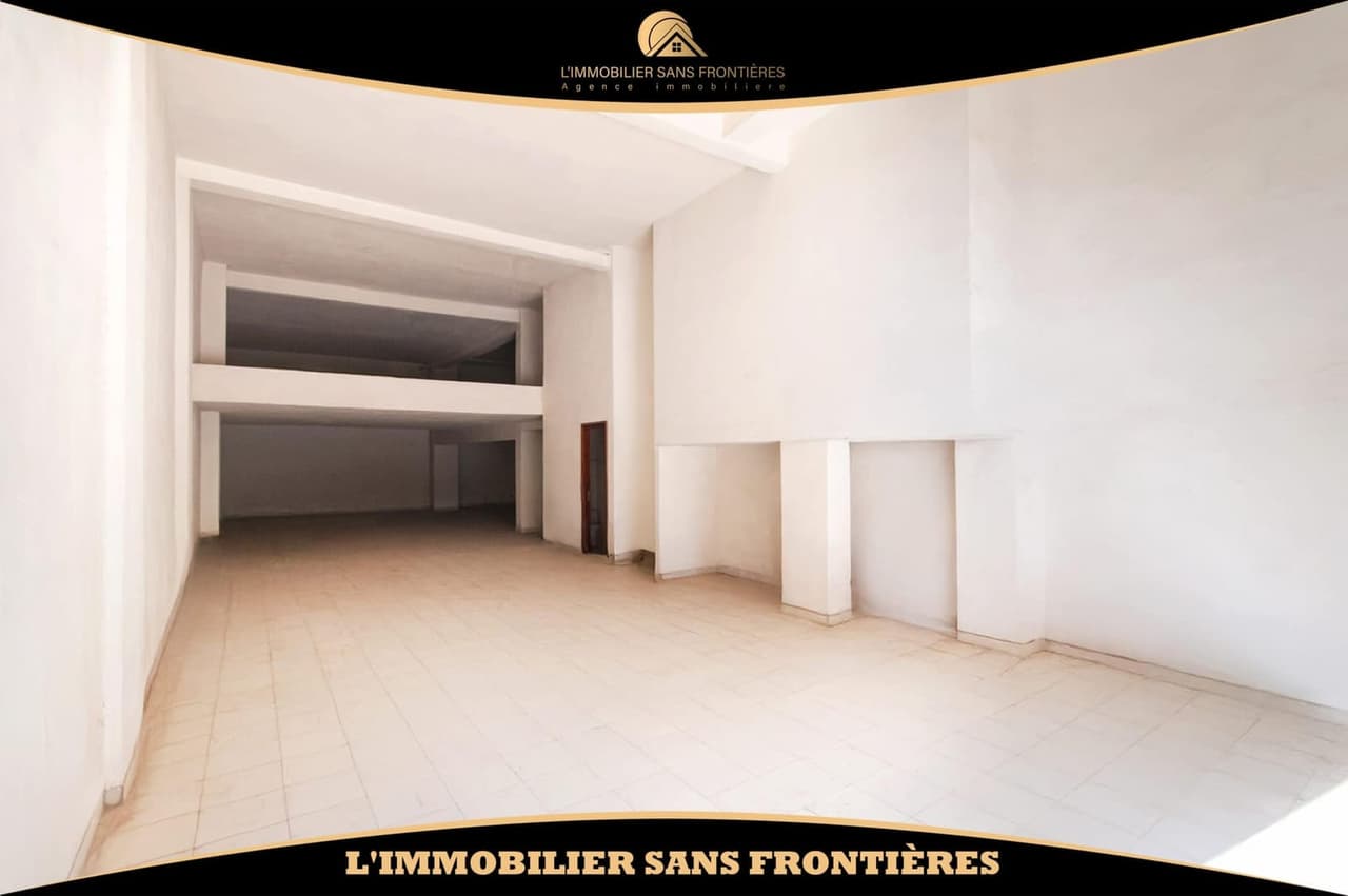 Local commercial à vendre à Victor Hugo, 195 m², Marrakech