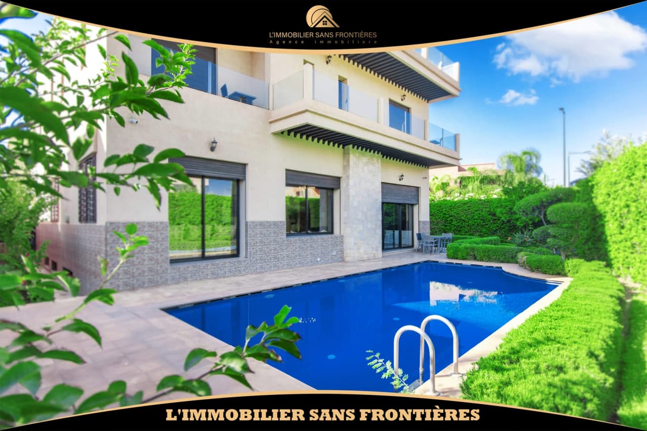 Empty Villa for Sale in Targa, 680 m², Marrakech