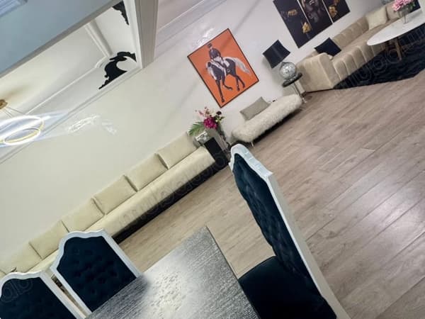 Appartement en vente à la Gironde. 2 grandes pièces. Bien meublé