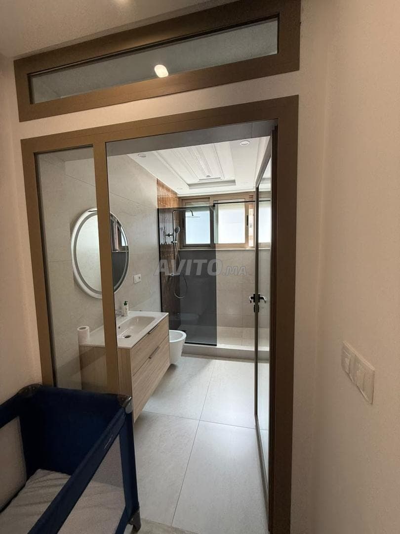 APPARTEMENT 3 CHAMBRES AVEC GRANDE TERRASSE