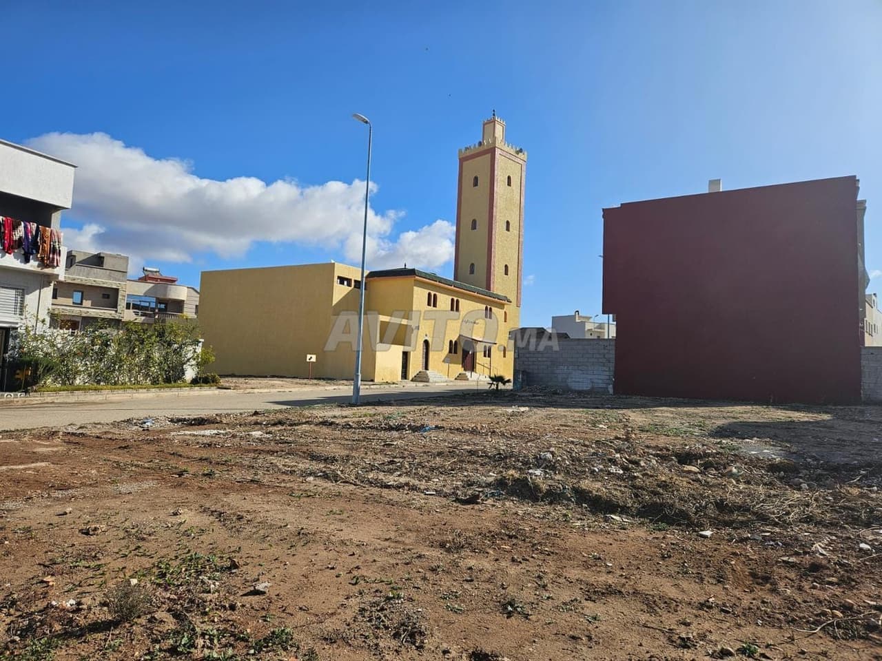 Corner Land 255 m² for Villa