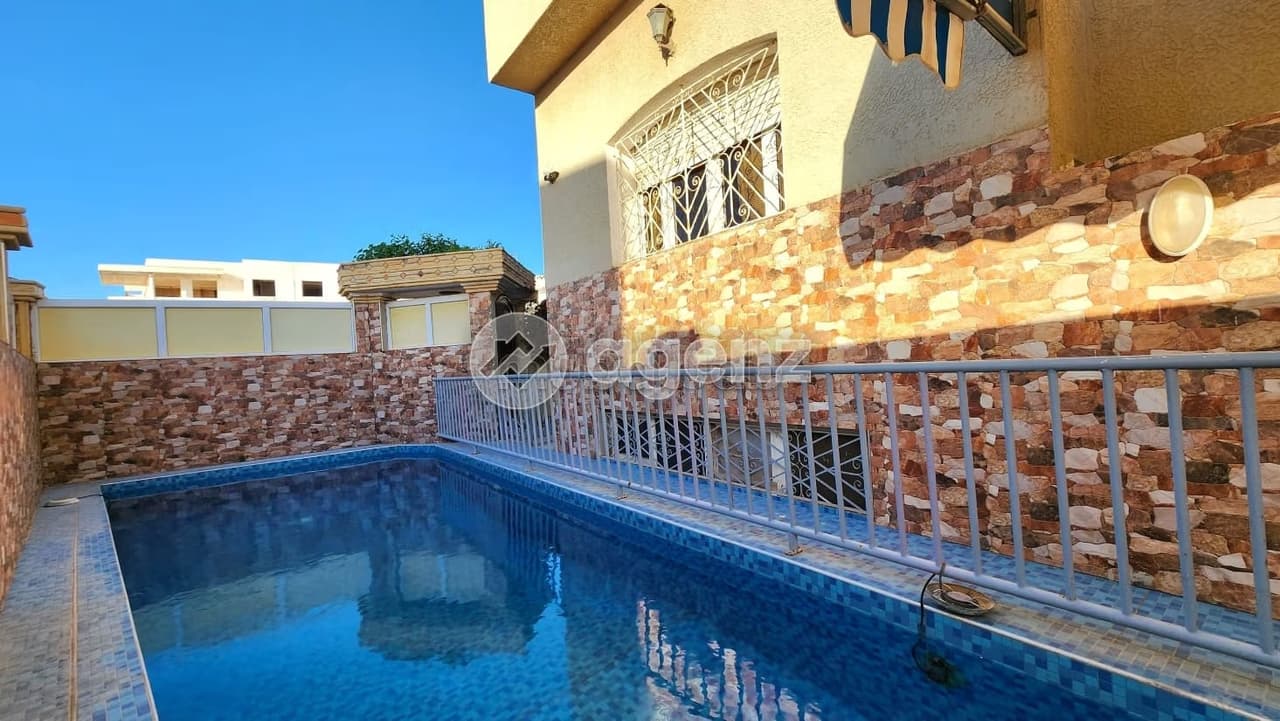 Villa zu verkaufen 300 m², 5 Schlafzimmer Founti Agadir