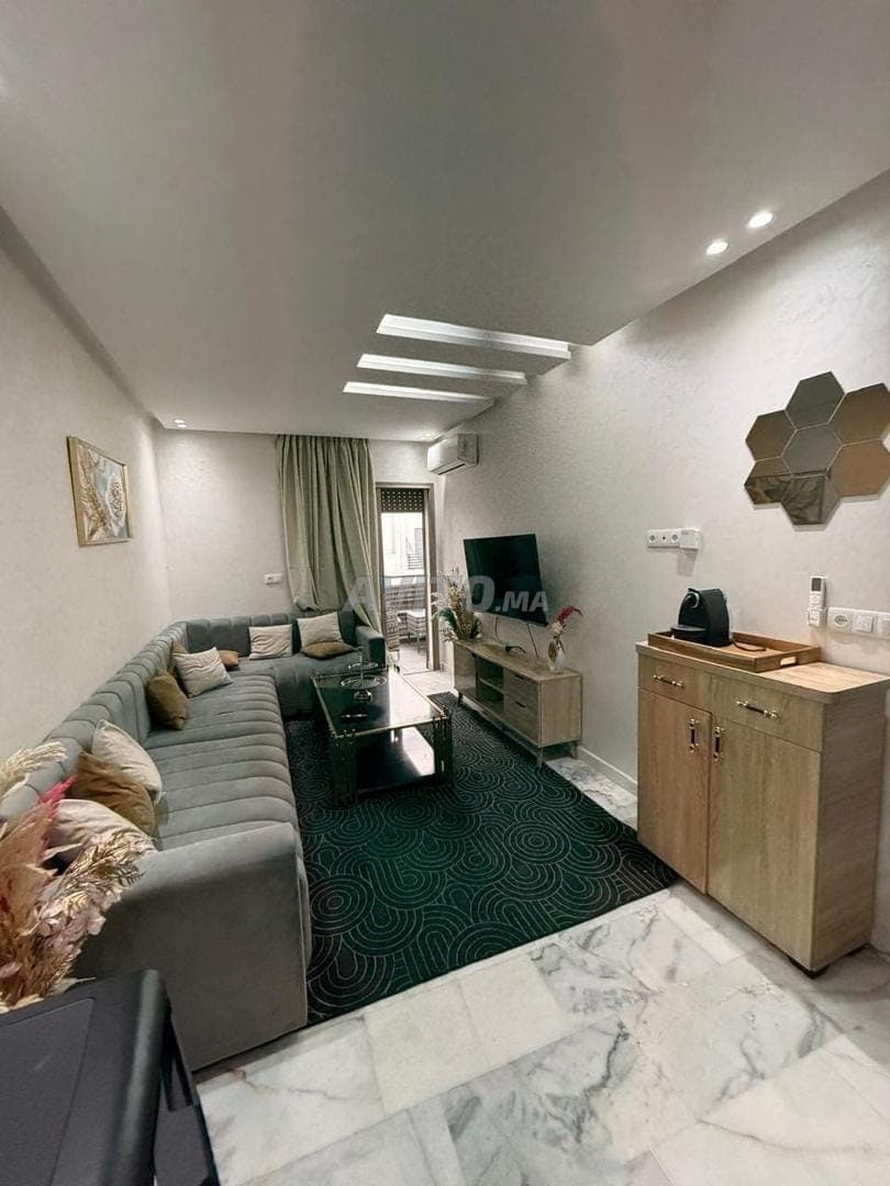 Studio meublé à louer à la journée, Roseraie, Casablanca
