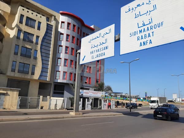 Magasin à louer Route Nassim 387m² et 191m² (SP)