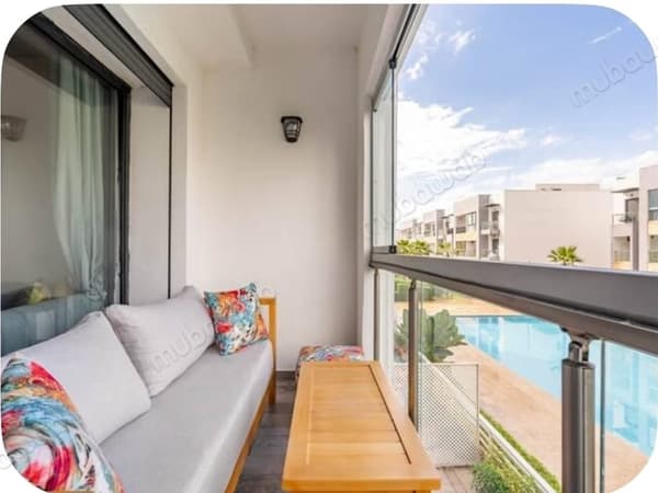 Alquile este apartamento en Dar Bouazza. 2 bonitos dormitorios. Bien amueblado