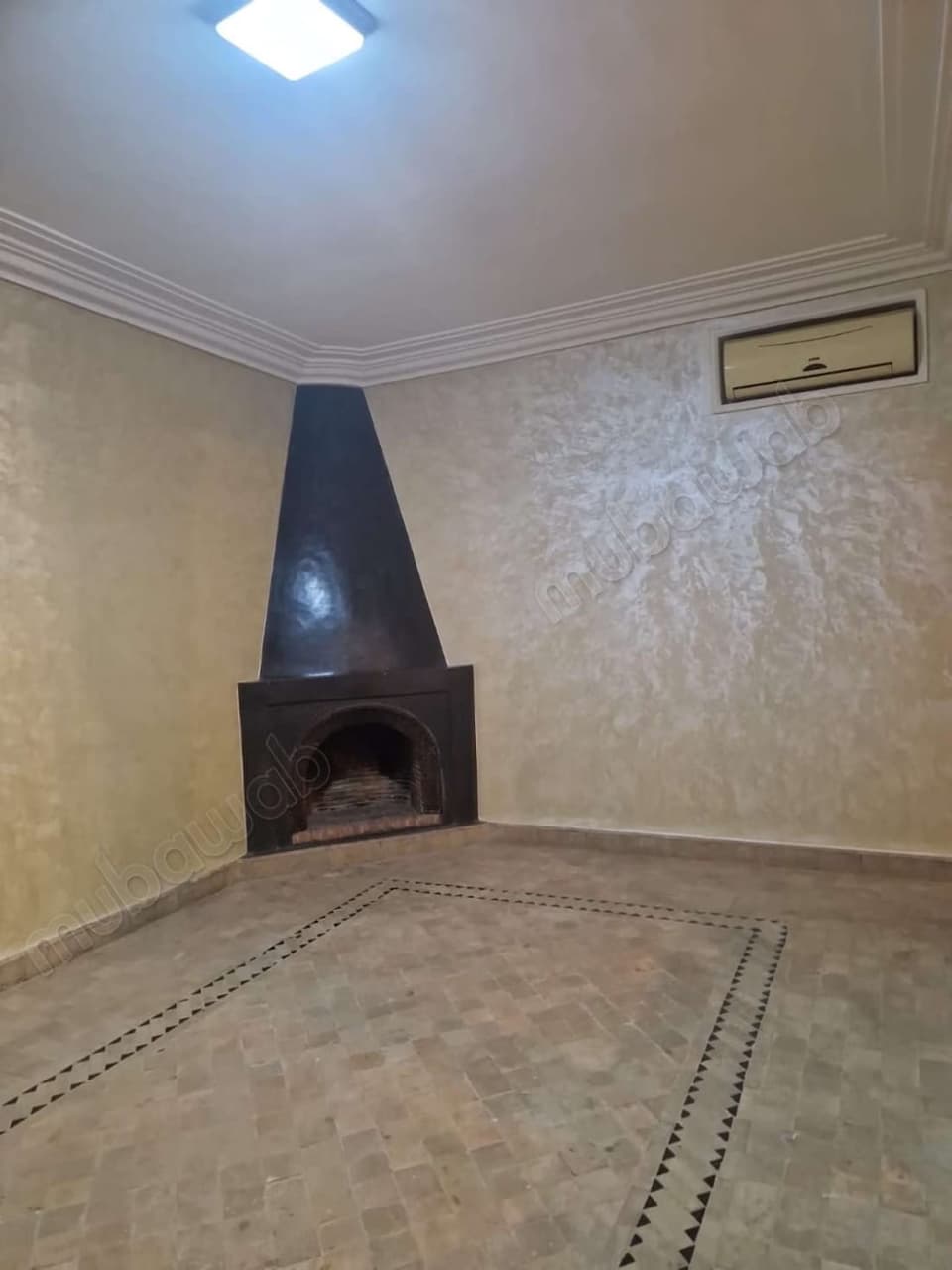 Villa vide à louer en plein centre ville