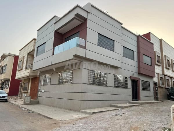 Maison spacieuse de 100 m2 avec deux façades