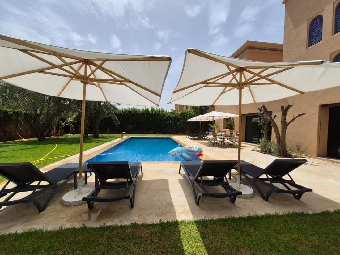 Villa te huur op golf Amelkis. 5 comfortabele slaapkamers. Gemeubileerd