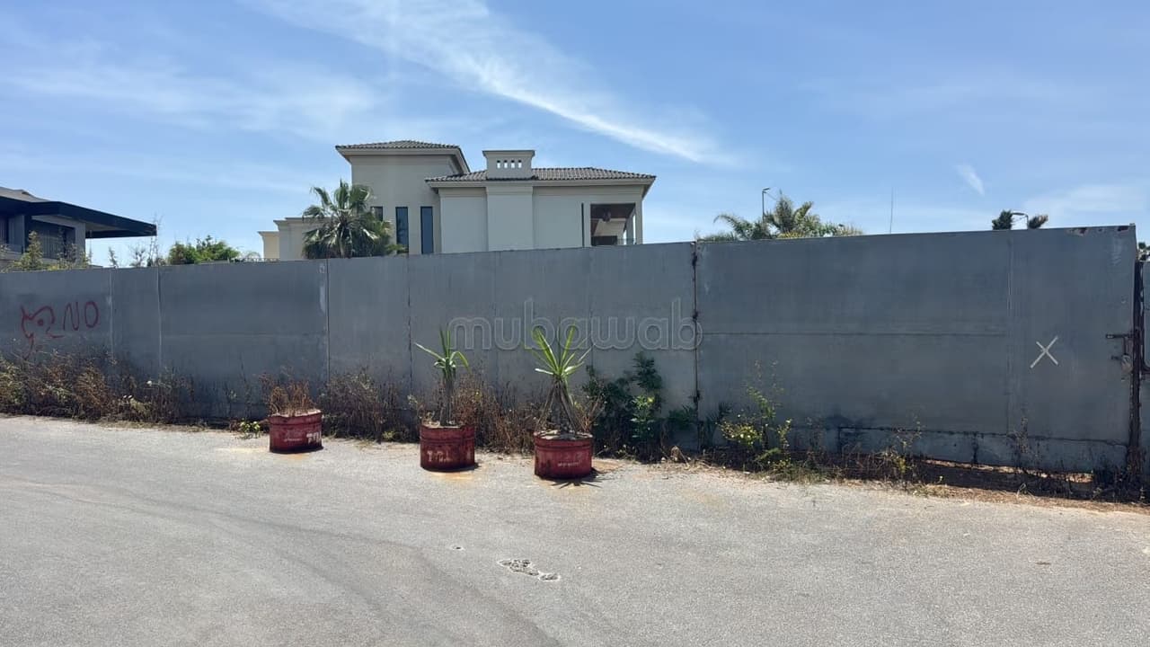 أرض للبيع في Anfa أمام Dawliz مع إطلالة بحرية رائعة على 360 درجة...