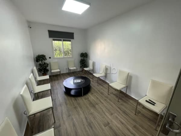 Volledig Uitgeruste Medische Praktijk Te Koop Casablanca