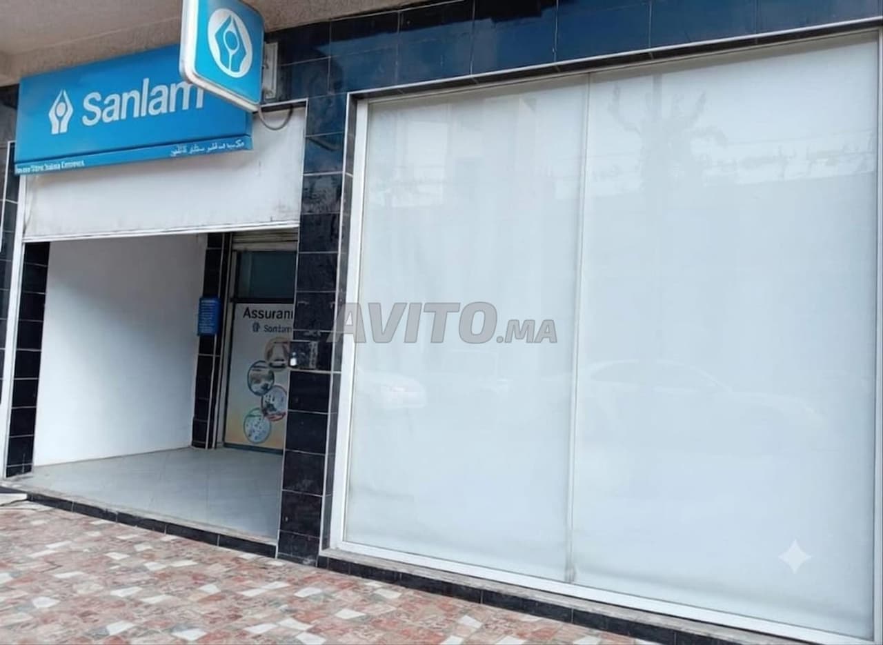 MAGASIN COMMERCIAL À LOUER
