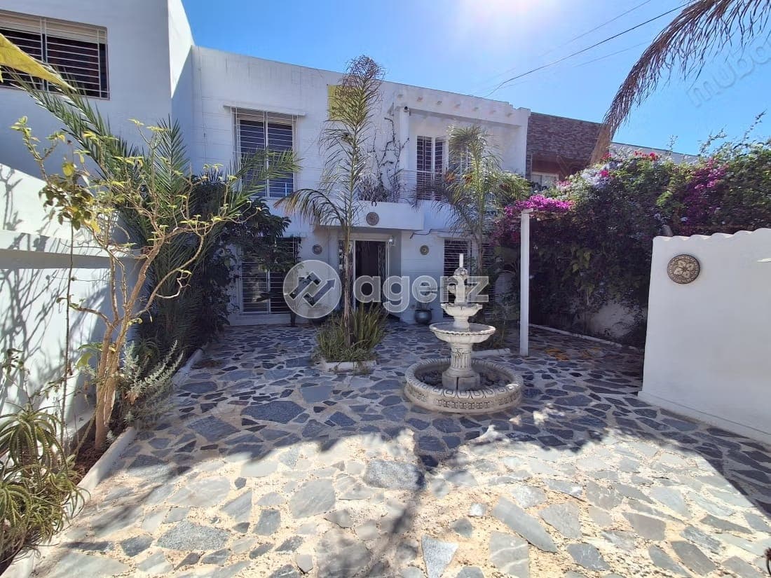 Villa à louer 233 m², 4 chambres Harhoura Skhirate Témara