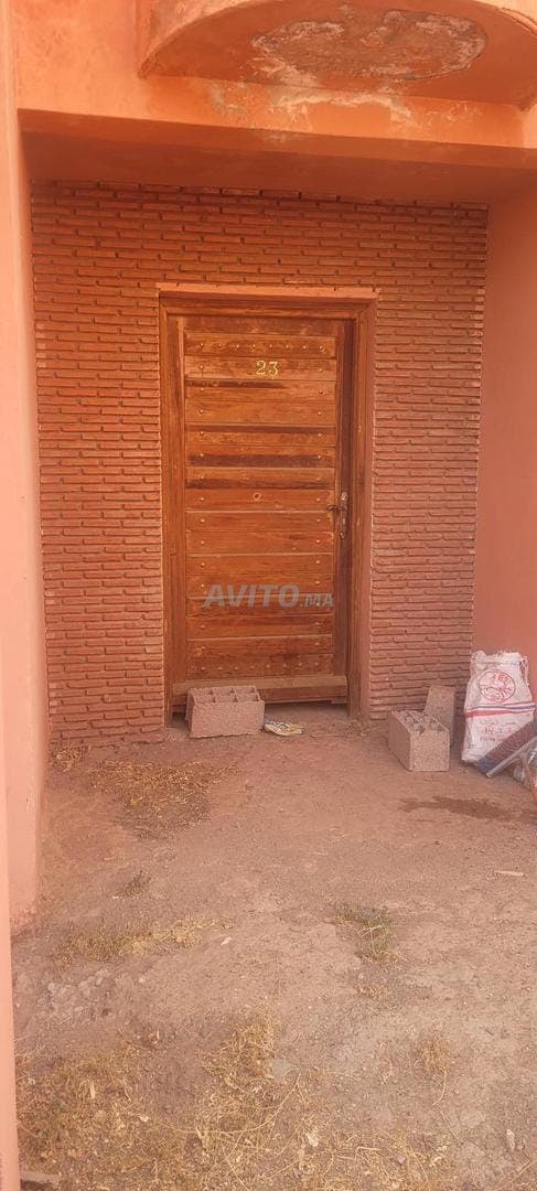 TE KOOP SEMI-AFGEWERKTE VILLA IN TAMENSOURTE (MARRAKECH)