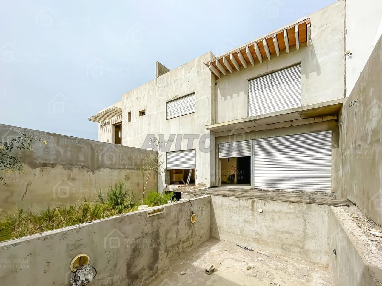 فيلا نصف منتهية للبيع بملابطة – طنجة