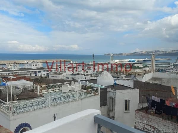 Riad moderne titré divisé en 3 appartements