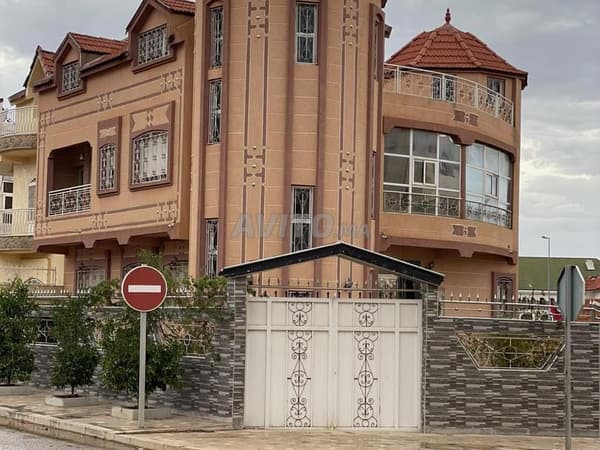 Villa de luxe à Hajeb