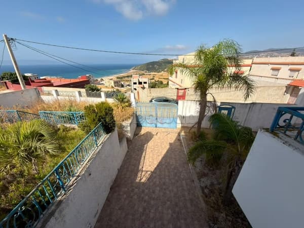 Villa à vendre vue mer Oued Alyene