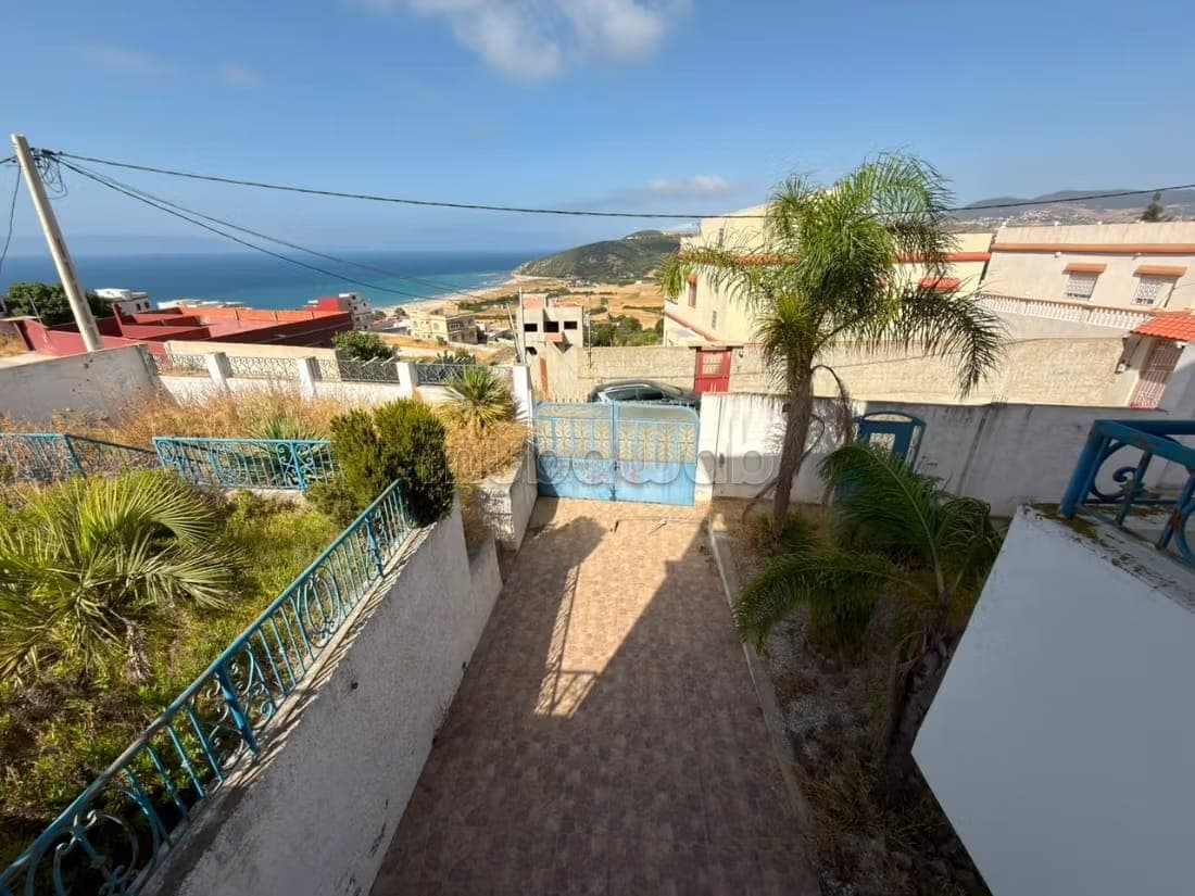 Villa a vendre vue mer oued alyene