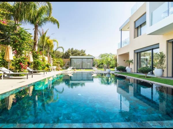 🏡 Villa de luxe 6 suites 📍 Route de Fès