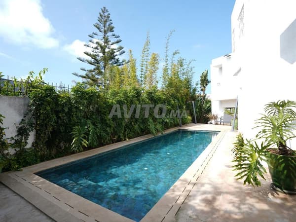 Gemeubileerde villa in Ain Diab Anfa